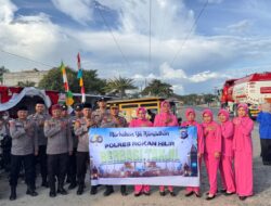 Bagikan Takjil Ramadhan, Polres Rohil Gandeng Mahasiswa/i ITR dan STAI Hubbul Wathan Duri