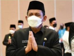 Gurbernur Kepulauan Riau Ansar Ahmat Mimpin Inspektur Upacara untuk Memperingati Hari Pendidikan Nasional