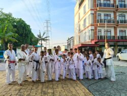 Beladiri Karate Tak Kenal Usia dan Latar Belakang