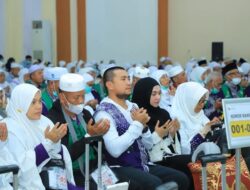 Pemkab Labura Sambut Kepulangan Jamaah Haji Labura Kloter 3 .