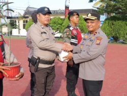 Polres Rohil Peduli Lingkungan, Berikan Hadiah Bibit Pohon pada Personel Berulang Tahun