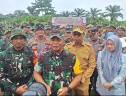 Wujudkan Kebersamaan TNI dan Rakyat, Danrem 031/Wira Bima Tutup TMMD Ke -125 di Kabupaten Rohil