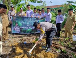 POLSEK BAGAN SINEMBAH SOSIALISASIKAN PROGRAM GREEN POLICING DENGAN PENANAMAN POHON DI SEKOLAH