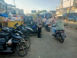 Polsek Bagan Sinembah melaksanakan kegiatan strong point pagi di sepanjang Jalan Jenderal Sudirman Bagan Batu