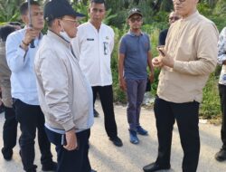 Lokasi Pembangunan Terminal Barang dan TPA, Bupati Rohil Tnijau Lokasi di Bagan Batu