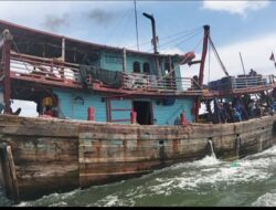 Maraknya Pencurian Ikan Di Perairan Rohil Membuat Nelayan Tradisional Rugi Besar Dan Merusak Sumber Daya Laut.