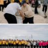 Wakil Bupati Pesisir Barat Hadiri Fun Walk Dan Aksi Bersih Bersih Di Pantai Labuhan Jukung Krui