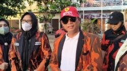 Waka 1 Ria Setiawan Pimpin Aksi Takjil Gratis Hari ke-7, MPC Pemuda Pancasila Rohil Prioritaskan Pengguna Jalan