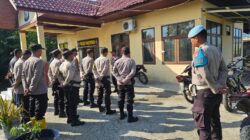 Kapolsek Panipahan Pimpin Langsung Apel Pagi, Tekankan Disiplin dan Pelayanan Prima