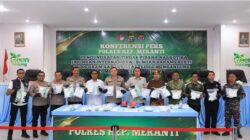 Wakapolda Riau Pimpin Konferensi Pers Pengungkapan 27 Kg Sabu Jaringan Internasional di Polres Meranti
