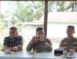 WAKA POLRES ROHIL LAKSANAKAN COOLING SYSTEM PASCA AKSI SPONTANITAS WARGA TERHADAP RUMAH TERDUGA BANDAR NARKOBA DI RANTAU KOPAR