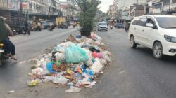 Tumpukan Sampah Menumpuk di Jalan Jenderal Sudirman,Mencermikan Minimnya Kesadaran Masyarakat Bagan Batu