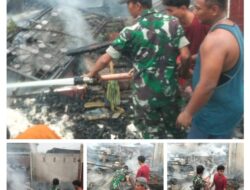 Kebakaran Hebat di Bagan Hulu, Babinsa Koramil 01/Bangko Turut Berjibaku Padamkan Api