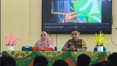 POLSEK BAGAN SINEMBAH GENCARKAN SOSIALISASI BAHAYA NARKOBA DAN KENAKALAN REMAJA DI SMU NEGERI 5 BAGAN SINEMBAH