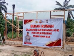 POLRES ROKAN HILIR TINJAU PROGRES BEDAH RUMAH WARGA, WUJUD KEPEDULIAN MENYAMBUT HARI BHAYANGKARA KE-80