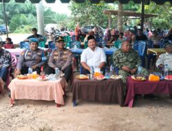 Polsek Bangko Pusako dan FSMM Gelar Santunan Anak Yatim Piatu serta Sunat Massal Sambut Hari Bhayangkara ke-80
