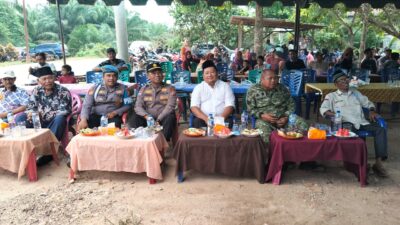 Polsek Bangko Pusako dan FSMM Gelar Santunan Anak Yatim Piatu serta Sunat Massal Sambut Hari Bhayangkara ke-80