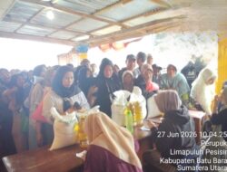 Pemerintah Desa Perupuk Salurkan Bantuan Pangan Non Tunai untuk Warga Kurang Mampu.