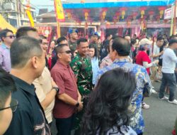 Komandan Kodim 0321/Rohil dan Para Pejabat TNI Turut Hadiri Kirab Replika Tongkang 2026