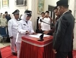 CAMAT BAGAN SINEMBAH RAYA LANTIK DUA PENJABAT PENGHULU