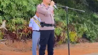 Polsek Bagan Sinembah Jadi Pembina Upacara di SMAN 2, Sampaikan Pesan Jauhi Narkoba dan Bullying