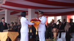 Dandim 0321/Rohil Hadiri Upacara Penurunan Bendera HUT ke-81 RI Tingkat Kabupaten Rokan Hilir