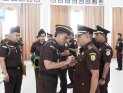 Kajati Kepri Transiswara Adhi Lantik Tiga Pejabat Eselon III: Tegaskan Integritas, Profesionalisme & Sinergi Lintas Sektoral