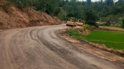 Perbaikan Jalan Lintas Sumatera di Arse Memasuki Minggu Keempat, Warga Berharap Pekerjaannya Lancar